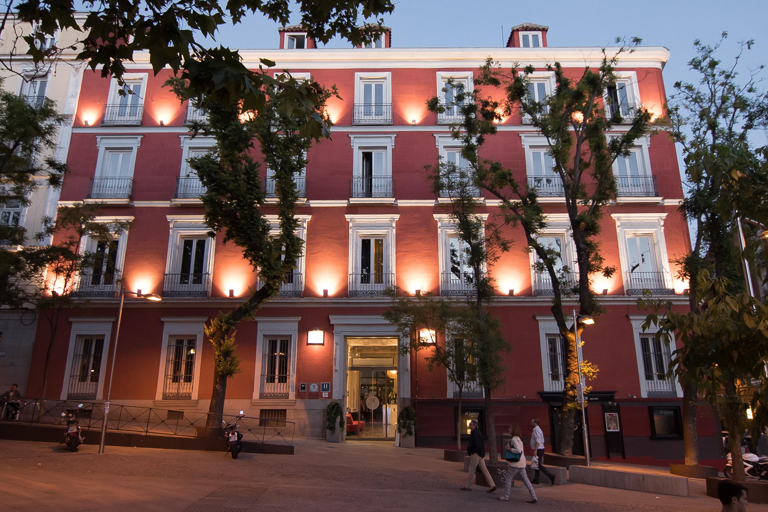 Petit Palace Santa Barbara Madrid Exterior photo
